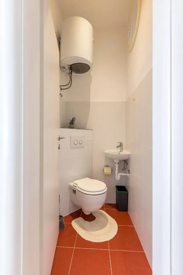 Ferula, 3 Bedroom Apartment Near Beach Bacvice Split Croacia